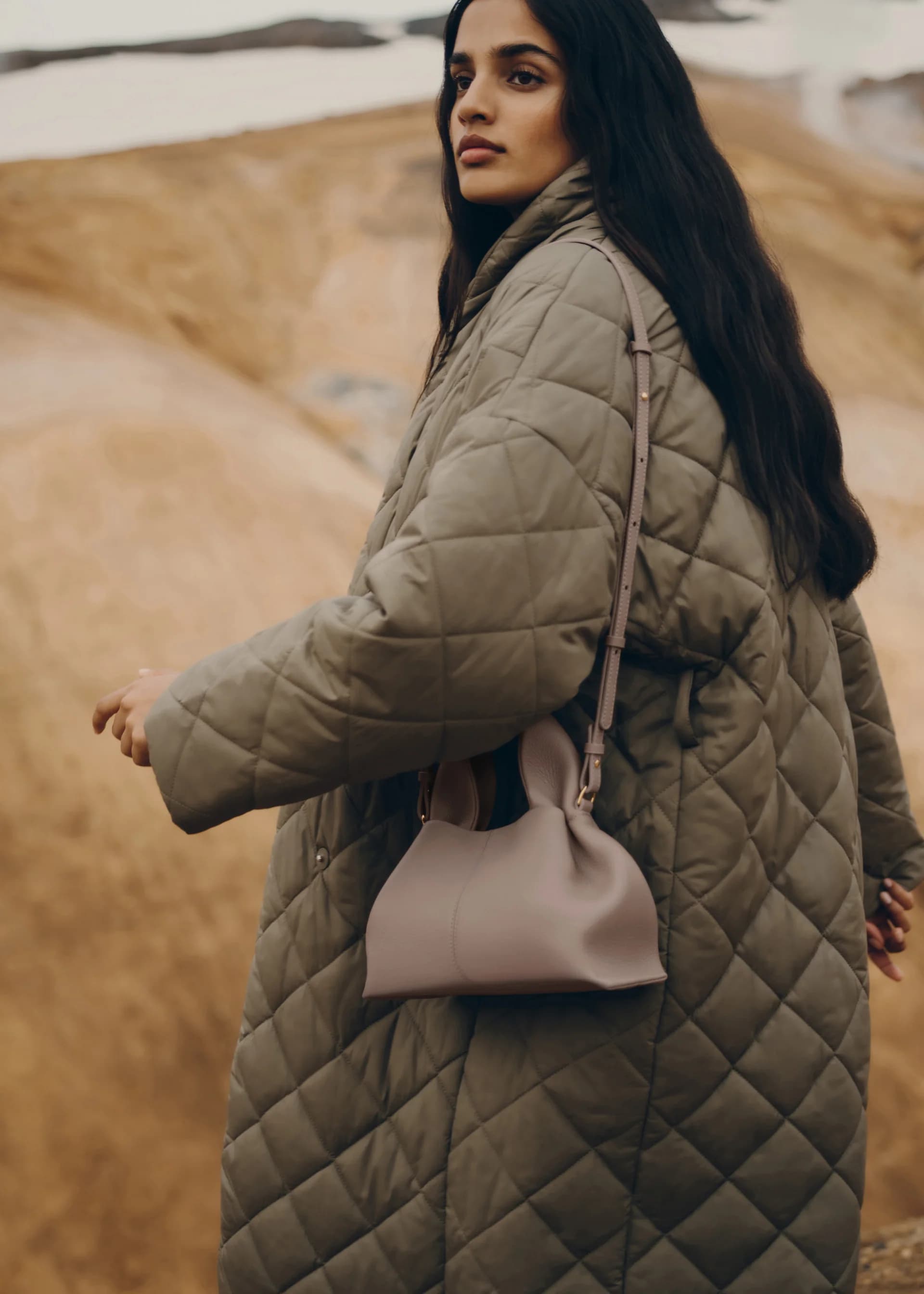 NUMÉRO NEUF MINI Taupe Grained